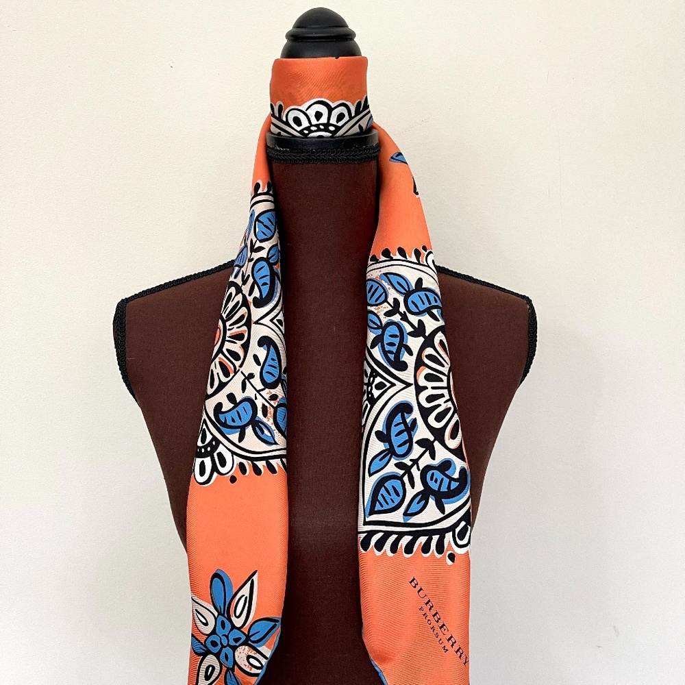 NWT Burberry Scarf Lucky Alhambra Flower Peach Turquoise Silk Wrap - Picture 16 of 16